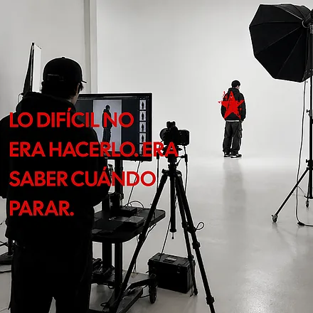 Detrás de cámaras en un estudio: «Lo difícil no era hacerlo. Era saber cuándo parar.»